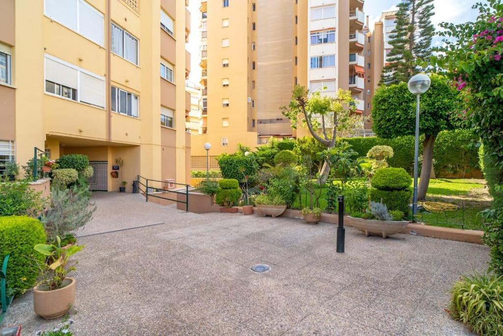Апартаменты Desayuno Con Vistas, Parking Privado Terraza La Cala Del Moral Экстерьер фото