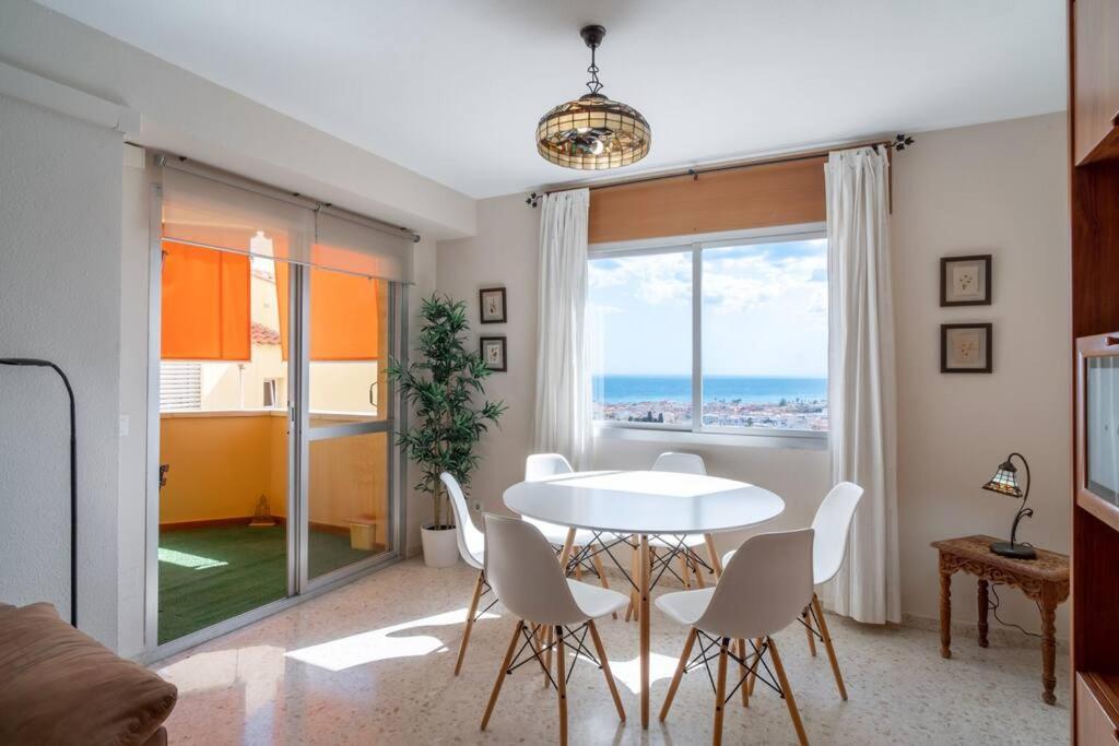 Апартаменты Desayuno Con Vistas, Parking Privado Terraza La Cala Del Moral Экстерьер фото
